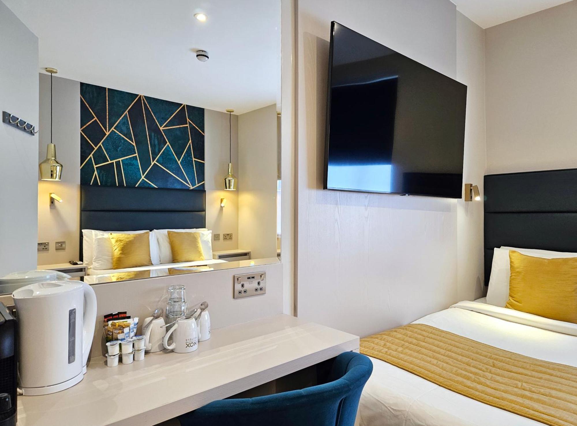 Nox Hyde Park Aparthotel Londen Kamer foto