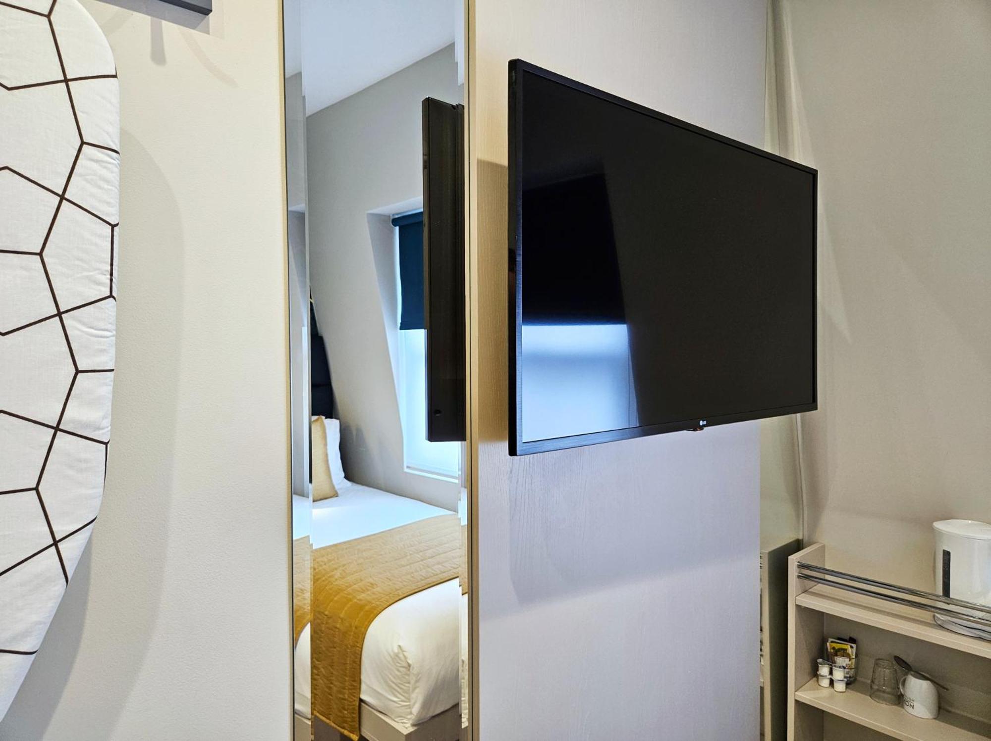 Nox Hyde Park Aparthotel Londen Kamer foto