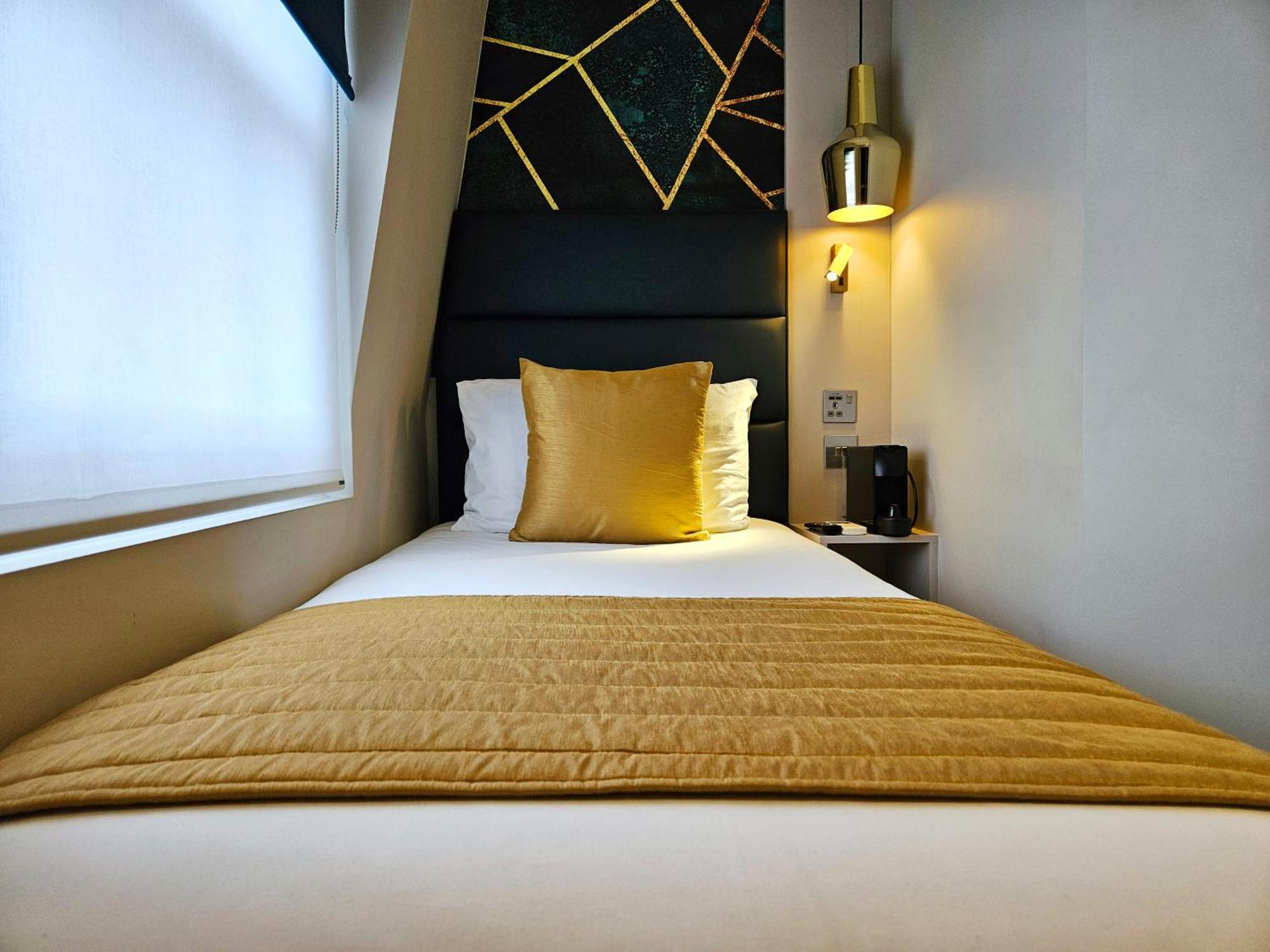 Nox Hyde Park Aparthotel Londen Kamer foto